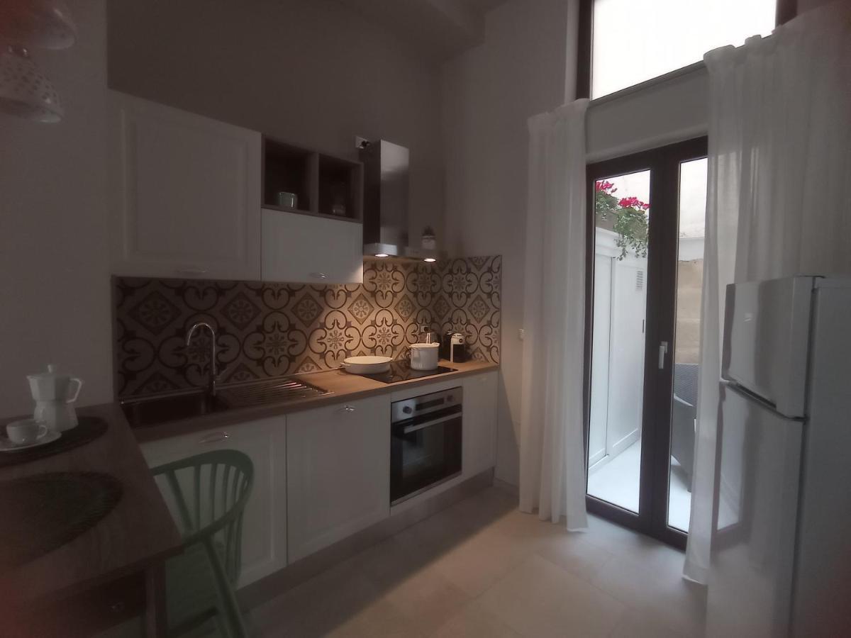Happynesshouse_Locazione Turistica Διαμέρισμα Trani Εξωτερικό φωτογραφία