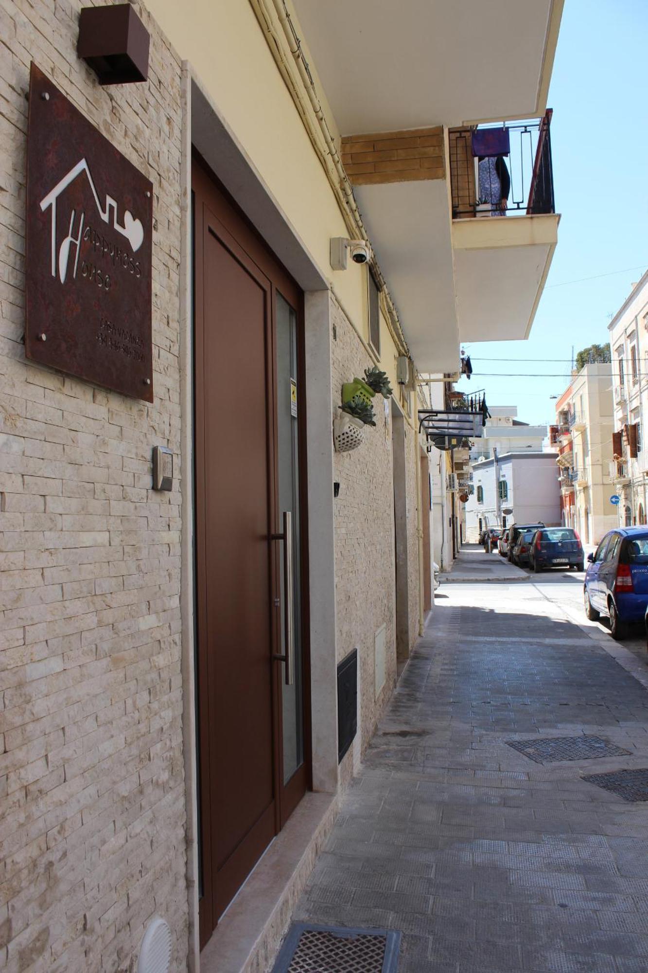 Happynesshouse_Locazione Turistica Διαμέρισμα Trani Εξωτερικό φωτογραφία
