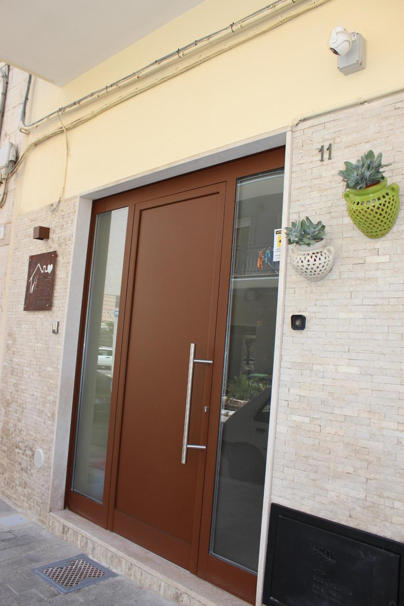 Happynesshouse_Locazione Turistica Διαμέρισμα Trani Εξωτερικό φωτογραφία